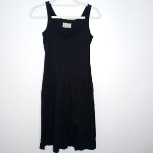 Everlane black dress 